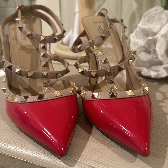 💯 Authentic Valentino Rockstud Pumps-FIRM - Picture 9 of 10